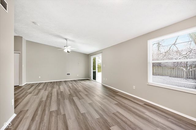 5535 Freedom Court, Indianapolis, IN 46254