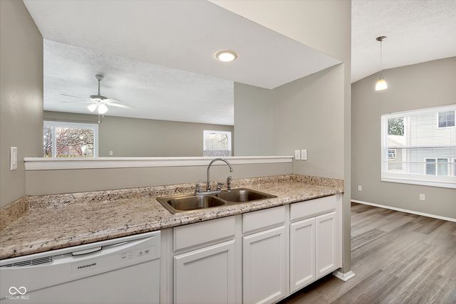 5535 Freedom Court, Indianapolis, IN 46254