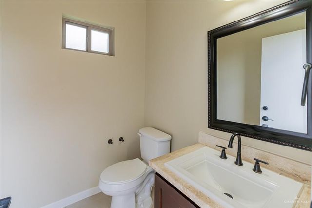 5000 Maple Avenue, Mcallen, TX 78501