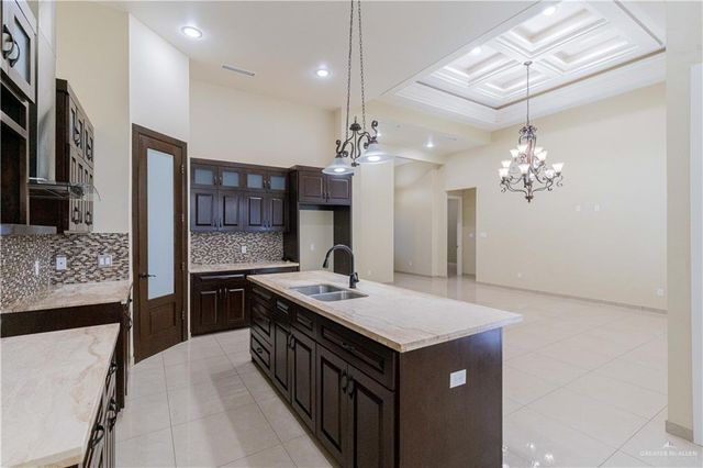 5000 Maple Avenue, Mcallen, TX 78501