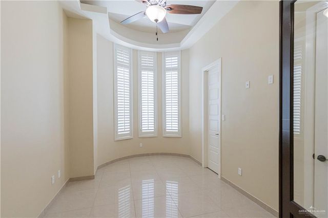 5000 Maple Avenue, Mcallen, TX 78501