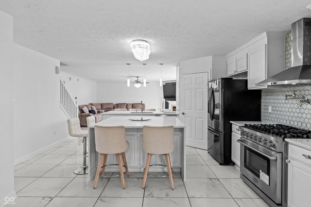 11103 Bear Hollow Drive, Indianapolis, IN 46229