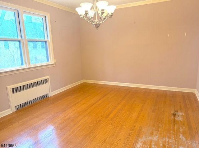 34 Howard St, Verona Twp., NJ 07044