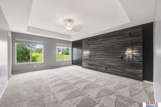 11171 Prospect Street, Papillion, NE 68046