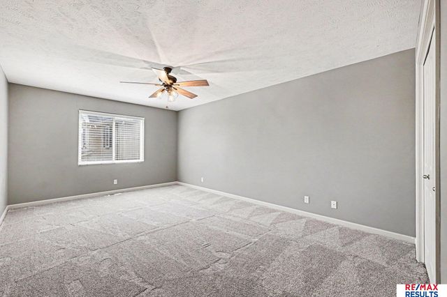 11171 Prospect Street, Papillion, NE 68046
