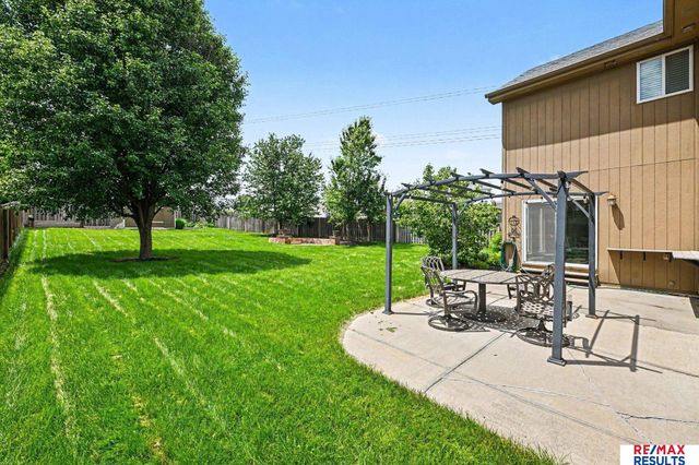 11171 Prospect Street, Papillion, NE 68046