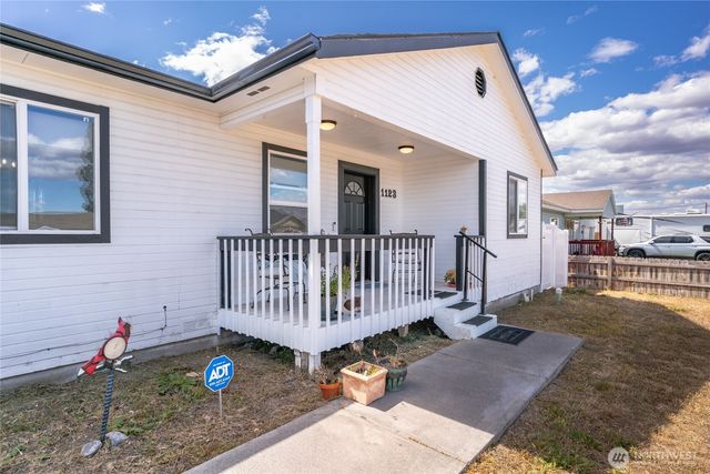 1123 Mather Drive, Moses Lake, WA 98837