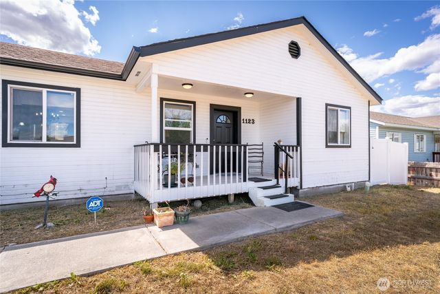1123 Mather Drive, Moses Lake, WA 98837