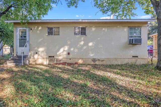 4021 Honey Lane, North Richland Hills, TX 76180