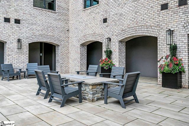 95 Dr. David C. Francis Street Unit 401, Greenville, SC 29601