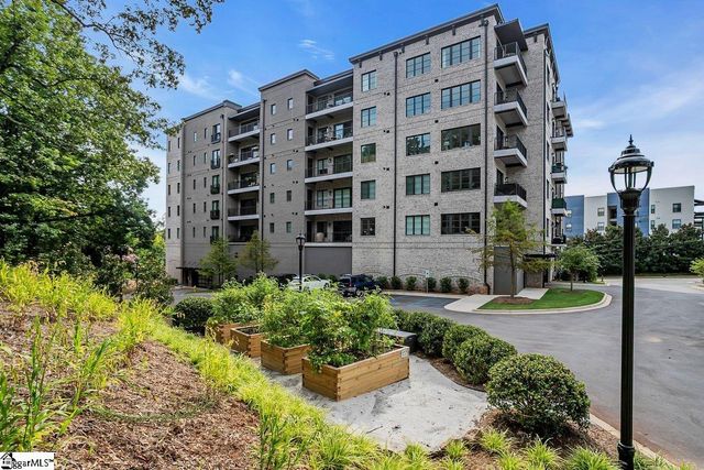 95 Dr. David C. Francis Street Unit 401, Greenville, SC 29601