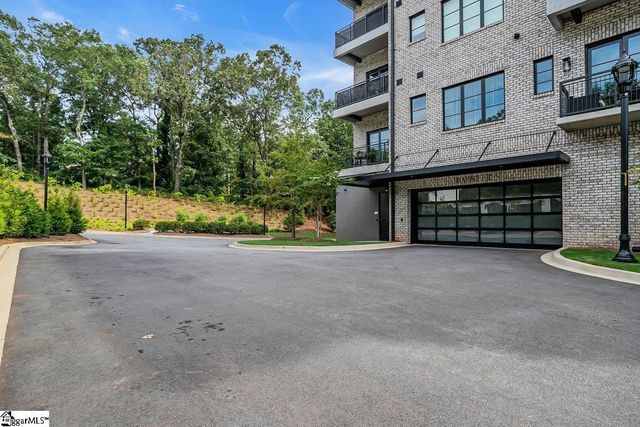 95 Dr. David C. Francis Street Unit 401, Greenville, SC 29601