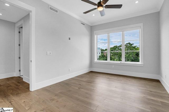 95 Dr. David C. Francis Street Unit 401, Greenville, SC 29601