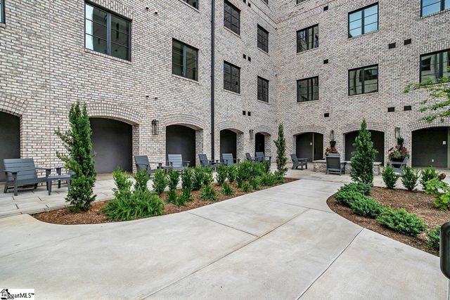 95 Dr. David C. Francis Street Unit 401, Greenville, SC 29601