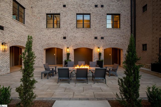 95 Dr. David C. Francis Street Unit 401, Greenville, SC 29601