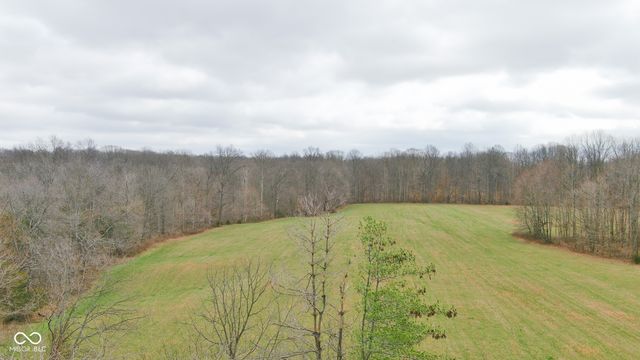 3320 E Private Road 140 N, North Vernon, IN 47265
