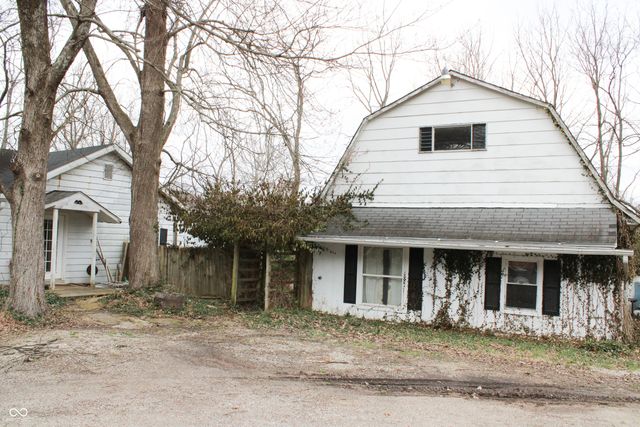 3320 E Private Road 140 N, North Vernon, IN 47265