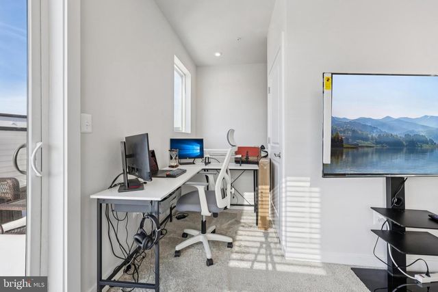 5601 HYATTSVILLE DR, Hyattsville, MD 20782