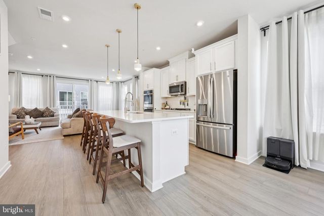 5601 HYATTSVILLE DR, Hyattsville, MD 20782