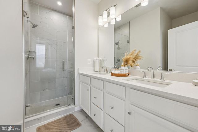 5601 HYATTSVILLE DR, Hyattsville, MD 20782