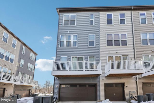 5601 HYATTSVILLE DR, Hyattsville, MD 20782