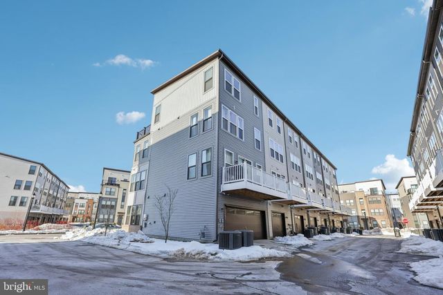 5601 HYATTSVILLE DR, Hyattsville, MD 20782