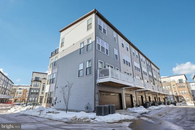 5601 HYATTSVILLE DR, Hyattsville, MD 20782