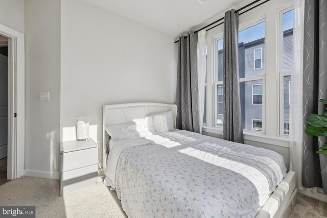 5601 HYATTSVILLE DR, Hyattsville, MD 20782