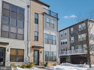 5601 HYATTSVILLE DR, Hyattsville, MD 20782