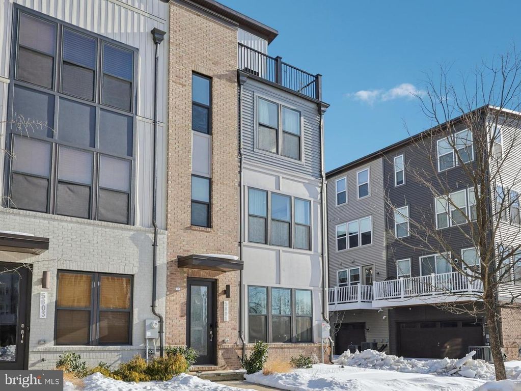 5601 HYATTSVILLE DR, Hyattsville, MD 20782