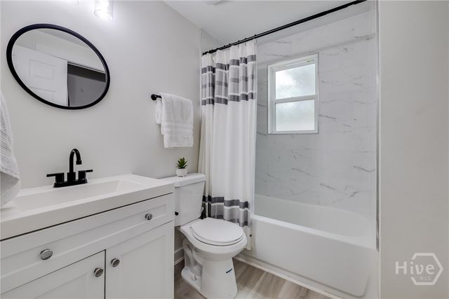 1220 E 69th Street, Savannah, GA 31404