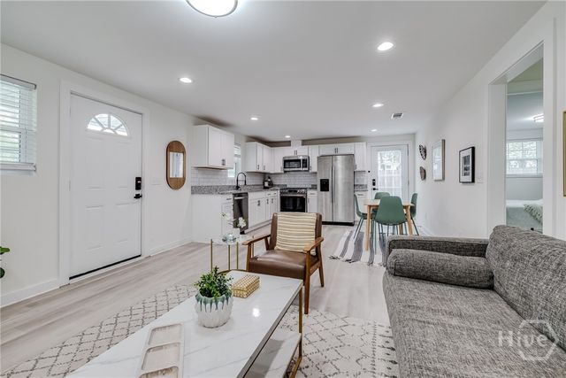 1220 E 69th Street, Savannah, GA 31404