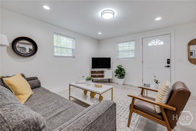 1220 E 69th Street, Savannah, GA 31404