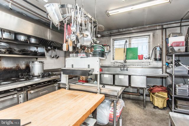 2721 E SOMERSET ST, Philadelphia, PA 19134