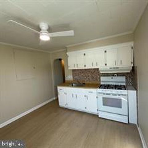 2721 E SOMERSET ST, Philadelphia, PA 19134