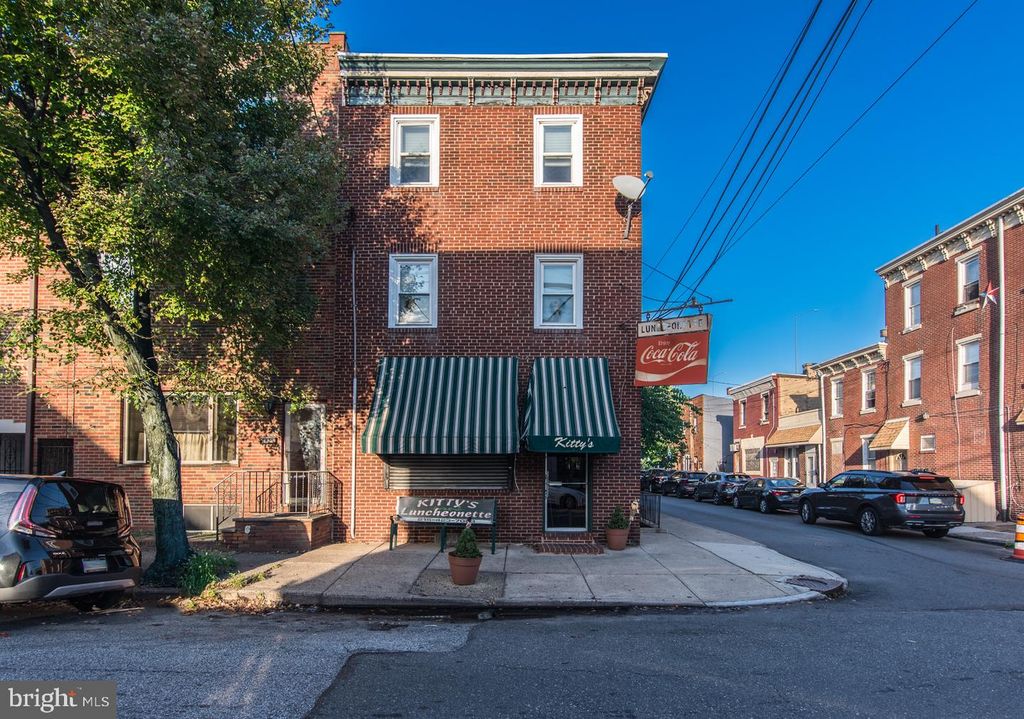 2721 E SOMERSET ST, PHILADELPHIA, PA 19134 — photo 2