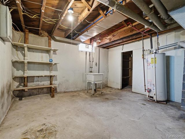 20271 Grandville Avenue, Detroit, MI 48219