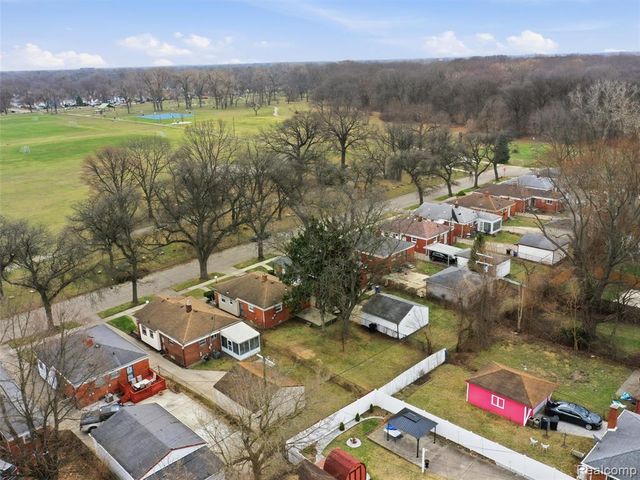 20271 Grandville Avenue, Detroit, MI 48219