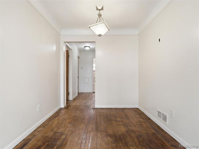 20271 Grandville Avenue, Detroit, MI 48219