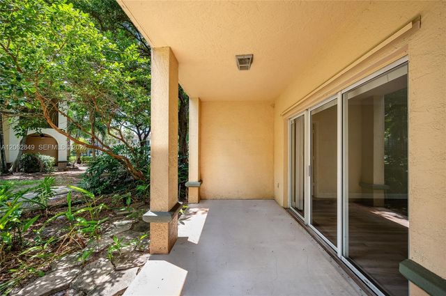 2482 Centergate Drive 101, Miramar, FL 33025