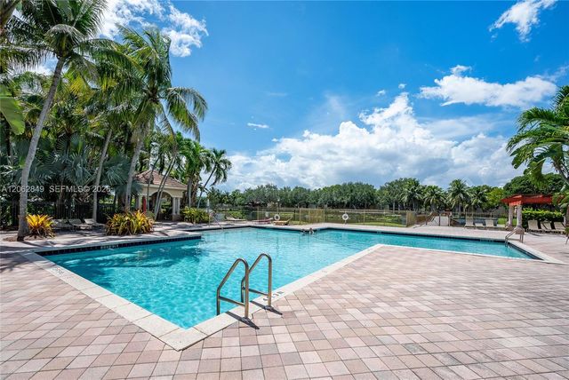 2482 Centergate Drive 101, Miramar, FL 33025