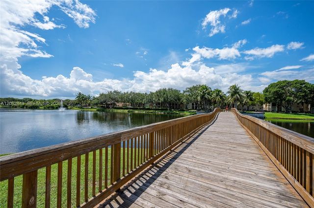 2482 Centergate Drive 101, Miramar, FL 33025