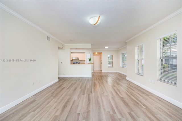 2482 Centergate Drive 101, Miramar, FL 33025