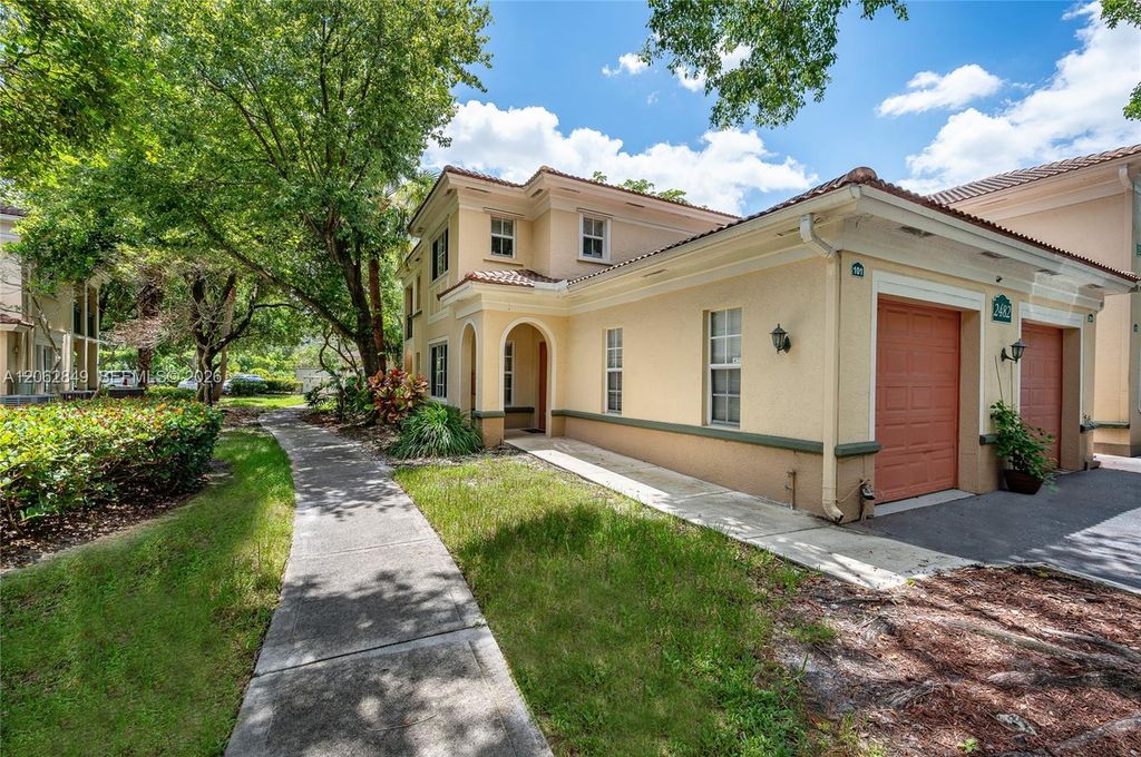 2482 Centergate Drive 101, Miramar, FL 33025