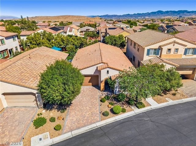 9834 River Trader Street, Las Vegas, NV 89178