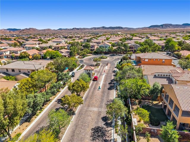 9834 River Trader Street, Las Vegas, NV 89178