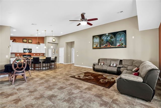 9834 River Trader Street, Las Vegas, NV 89178