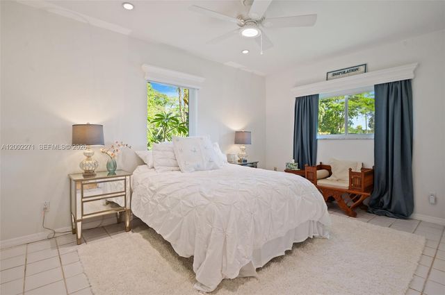 10740 SW 74th Ct, Pinecrest, FL 33156