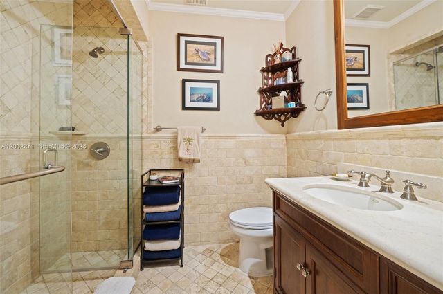 10740 SW 74th Ct, Pinecrest, FL 33156