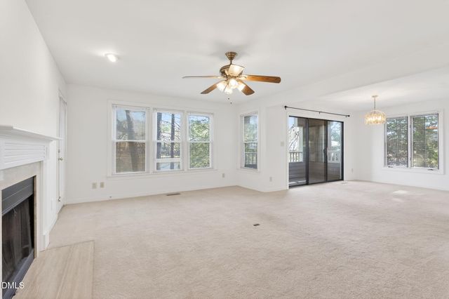 325 Glen Echo Lane L, Cary, NC 27518